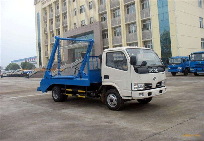 東風(fēng)大多利卡擺臂式垃圾車