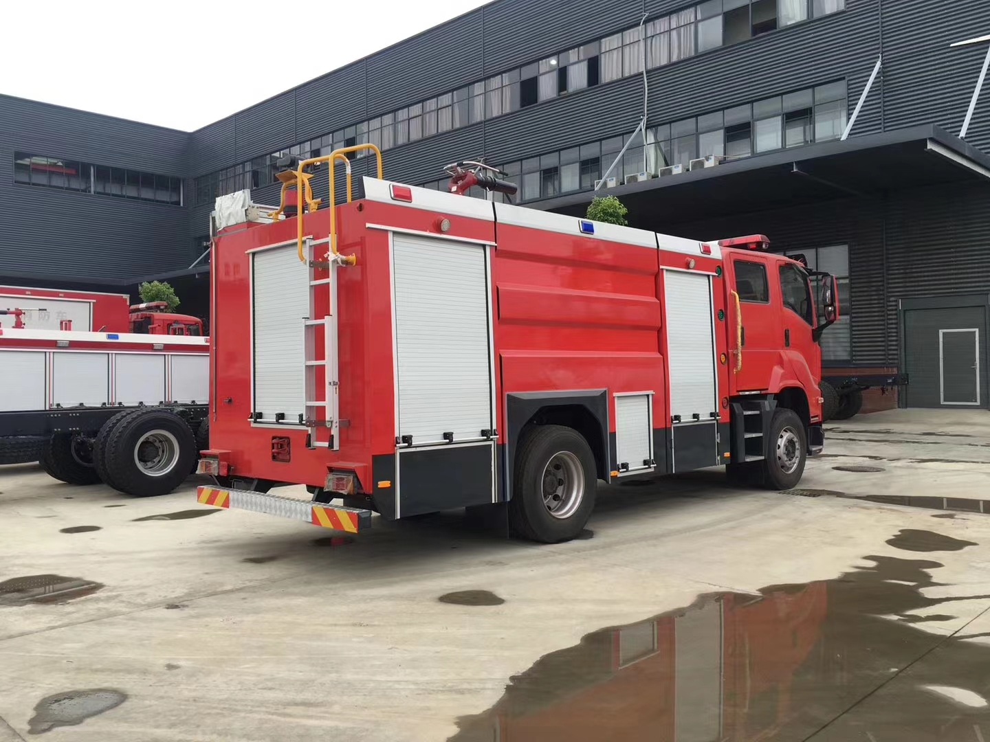五十鈴7噸泡沫消防車(chē)