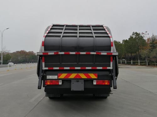 解放壓縮式垃圾車