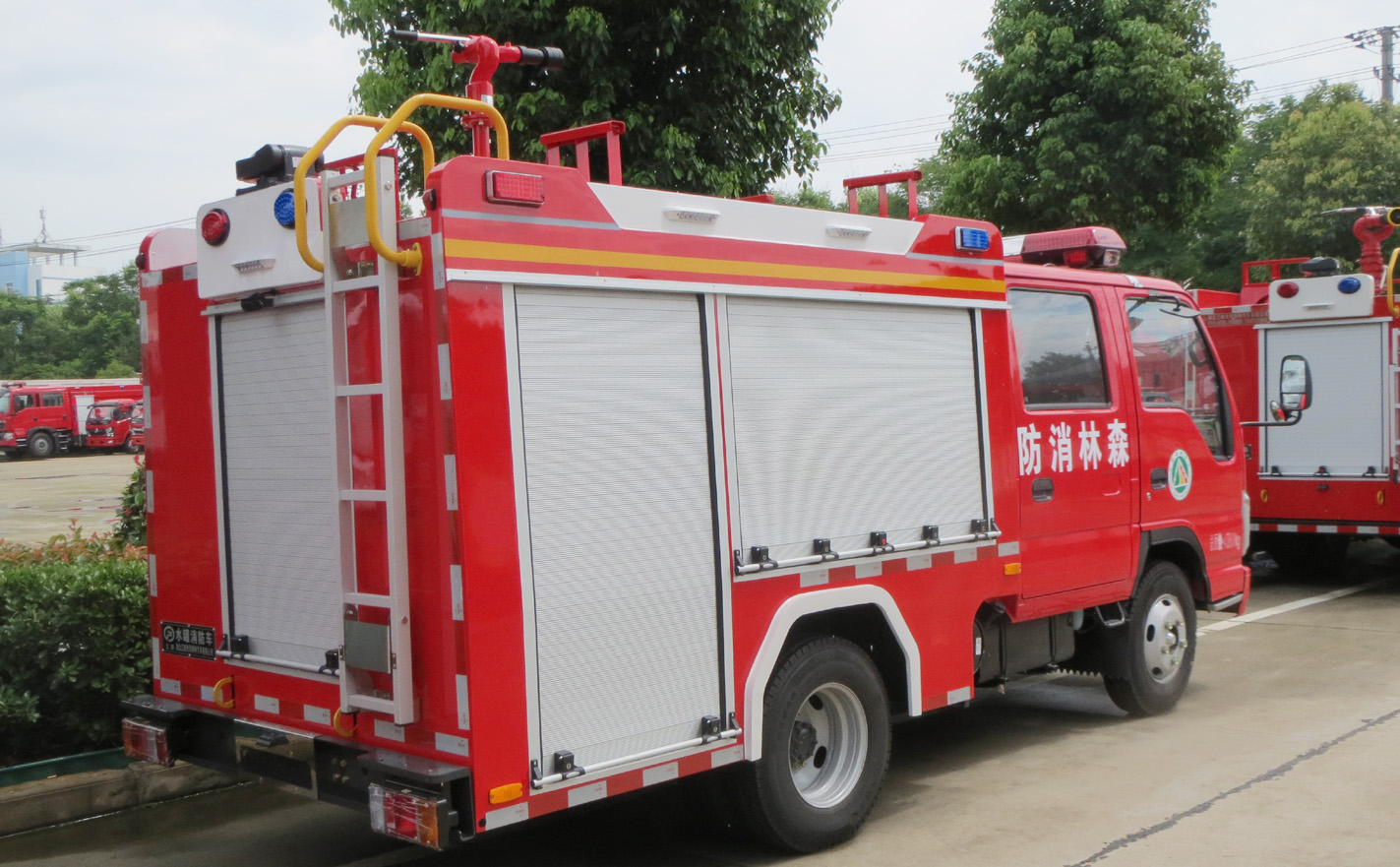 慶鈴國(guó)六2噸<a href='http://m.qqlianxin.com/p279.html'>消防車(chē)</a>簡(jiǎn)介